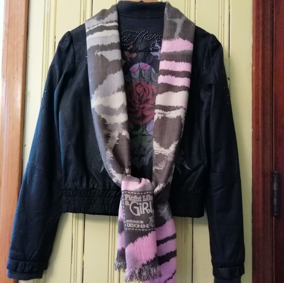 Fight Like A Girl Knit Tie Dye Scarf - Picture 2 of 7